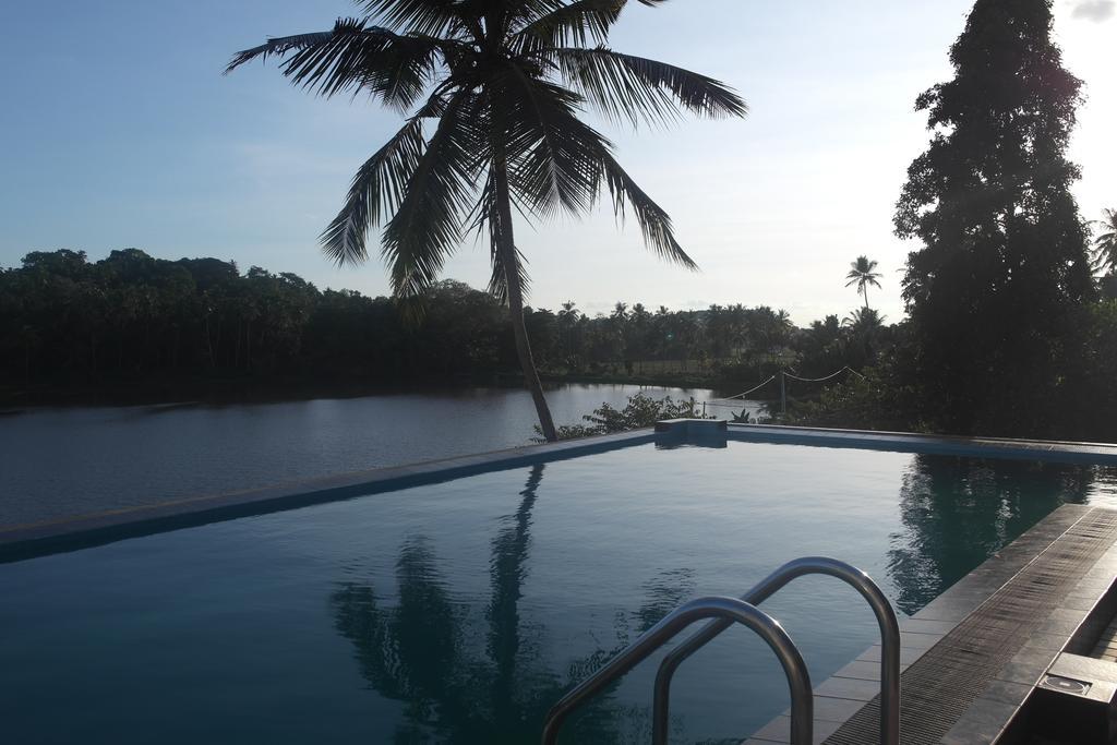 Lotus Villa Holiday Resort 마타라 외부 사진