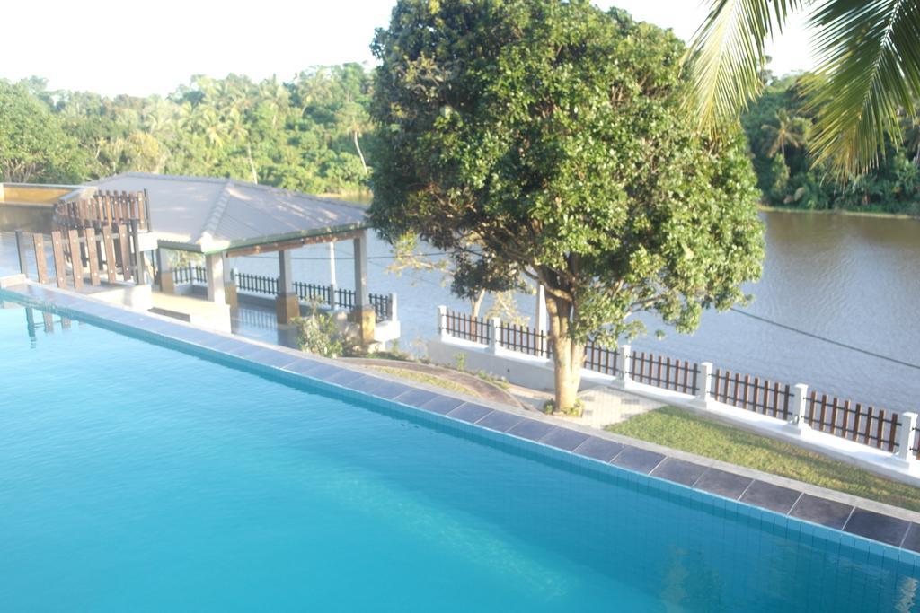 Lotus Villa Holiday Resort 마타라 외부 사진