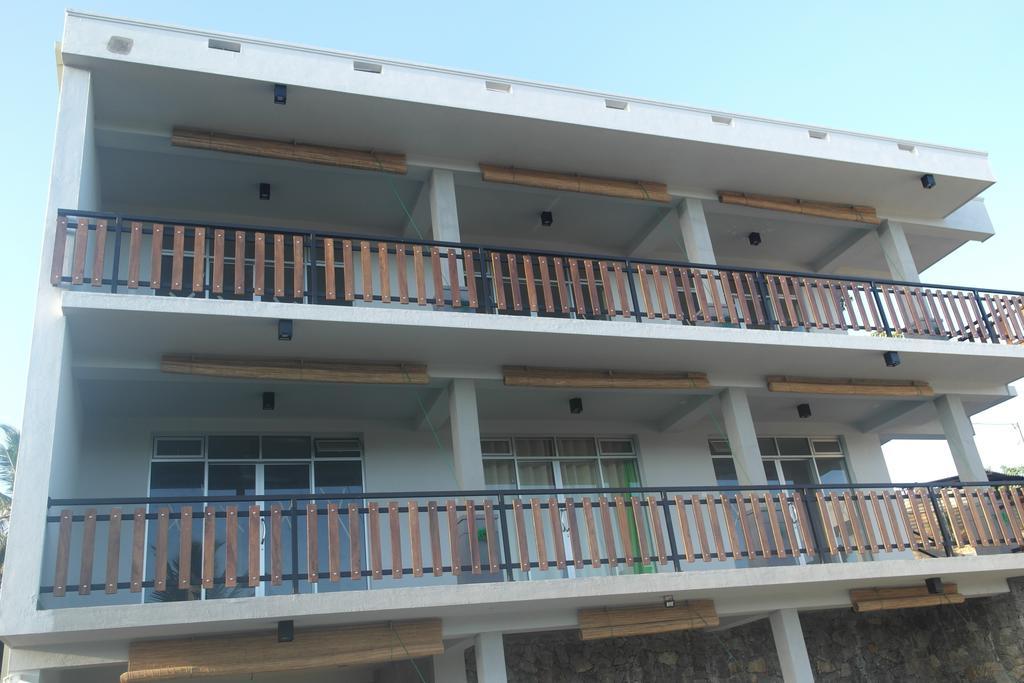 Lotus Villa Holiday Resort 마타라 외부 사진