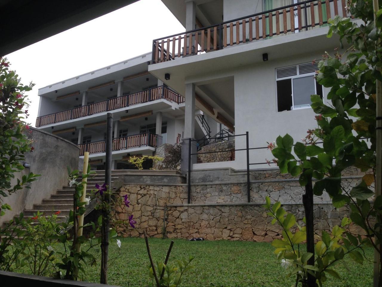Lotus Villa Holiday Resort 마타라 외부 사진